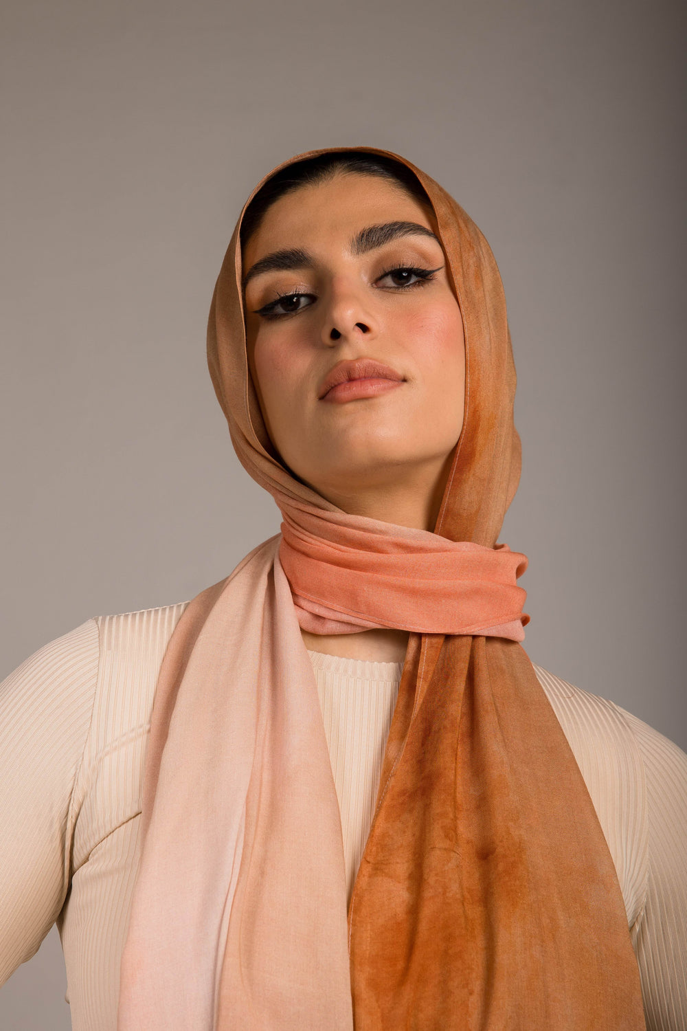 Worood Arabian Desert Modal Scarf – warm and classic