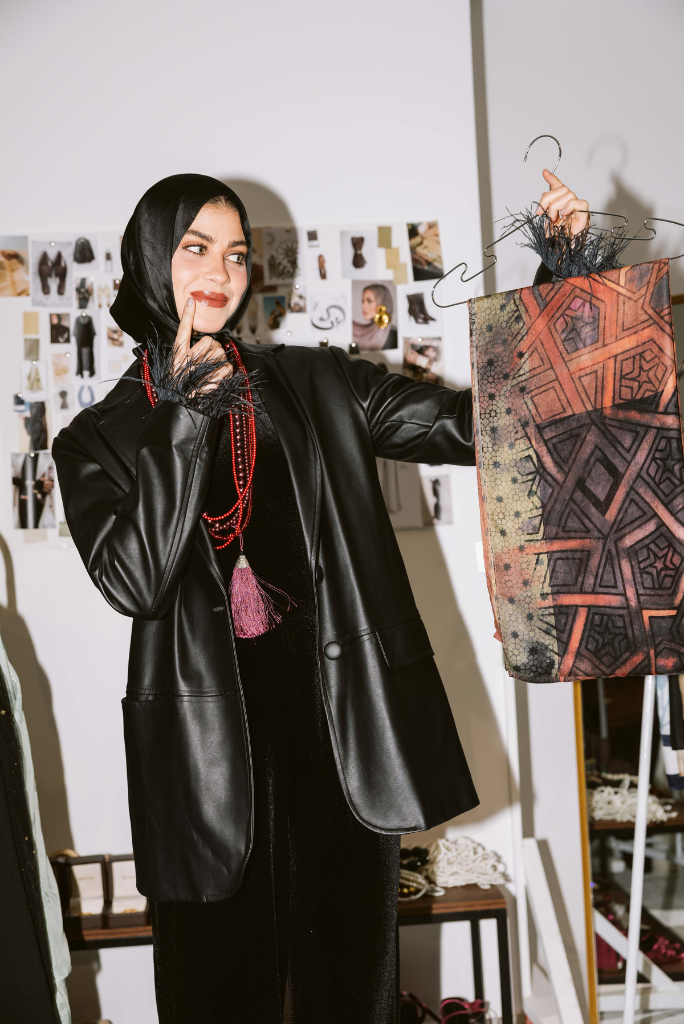 How to Style a Scarf for Everyday Wear Without Overthinking?