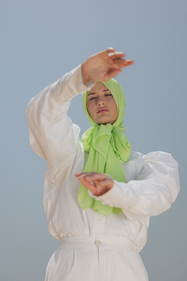 Worood Apple Green Bamboo Scarf Set – Elegant & Fresh – سكارف بامبو خفيف باللون الأخضر التفاحي – ورود