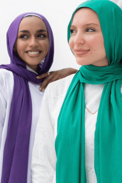 Worood Caribbean Green Cotton Modal Scarf – bright and breezy