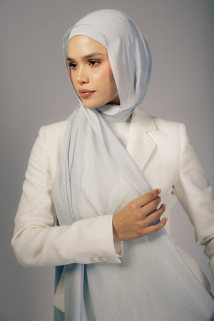 Frost Cloud premium bamboo scarf set with matching bamboo inner cap and breathable lightweight drape by WOROOD