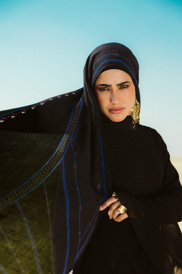 Masar modal scarf styled for everyday wear and work comfort – سكارف مودال مسار عملي للحجاب اليومي والعمل
