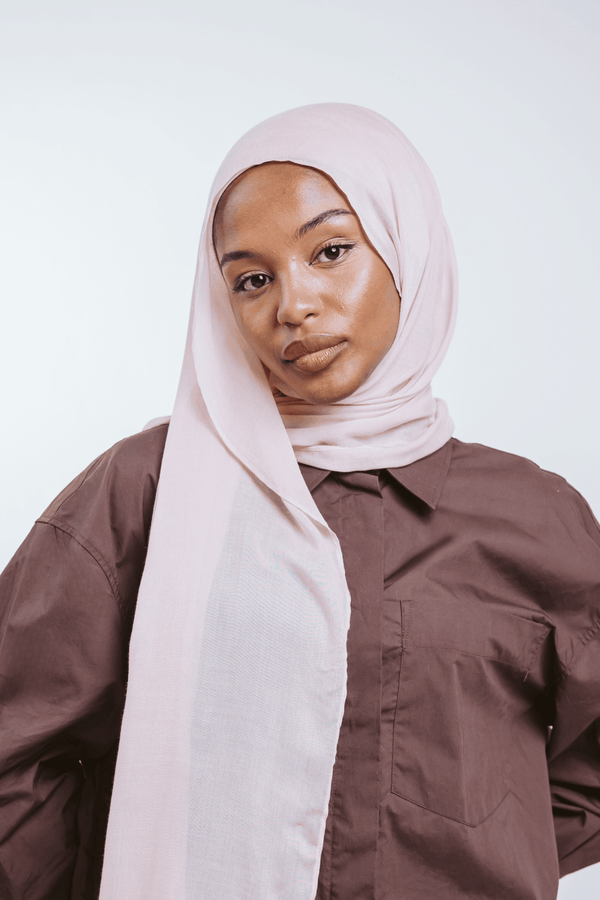 Worood Powder Rose Bamboo Scarf Set – Elegant & Fresh