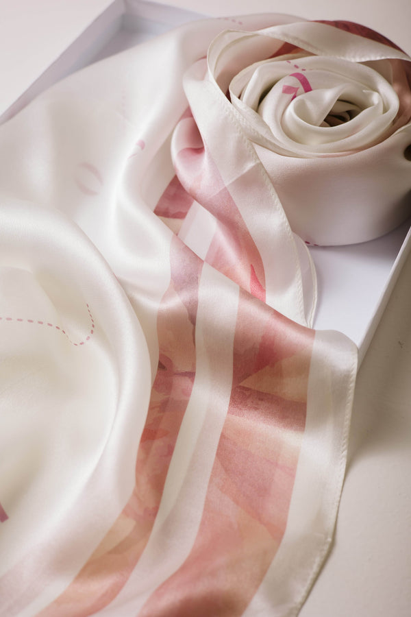 Worood Rosé Insignia Silk Scarf – سكارف حريرRosé Insignia من Worood 