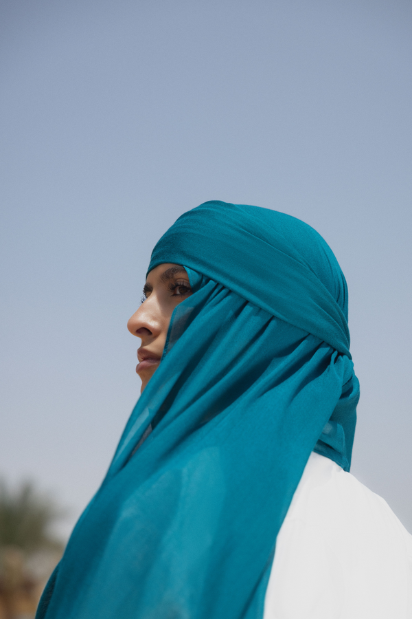 Worood Imperial Teal Bamboo Scarf Set – Bold & Stylish – سكارف بامبو أنيق باللون الأزرق البترولي – ورود