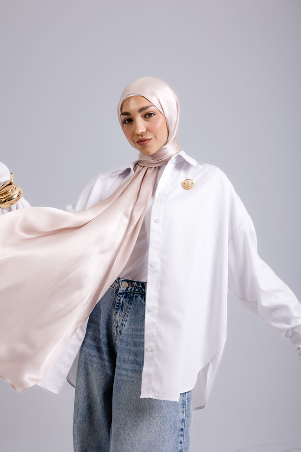 Worood Champagne Silk Scarf Rectangle – champagne gold silk scarf with a soft, luminous finish - وشاح حريري Champagne Silk Scarf مستطيل بلون الشمبانيا من ورود – وشاح حريري بلون الشمبانيا الذهبي بلمسة نهائية ناعمة ومضيئة