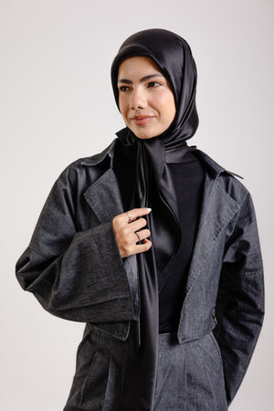 Worood Dark Black Silk Scarf Square – solid black silk scarf with smooth, luxurious texture - وشاح حريري Dark Black Silk Scarf  أسود داكن مربع من ورود – وشاح حريري أسود سادة بملمس ناعم وفاخر