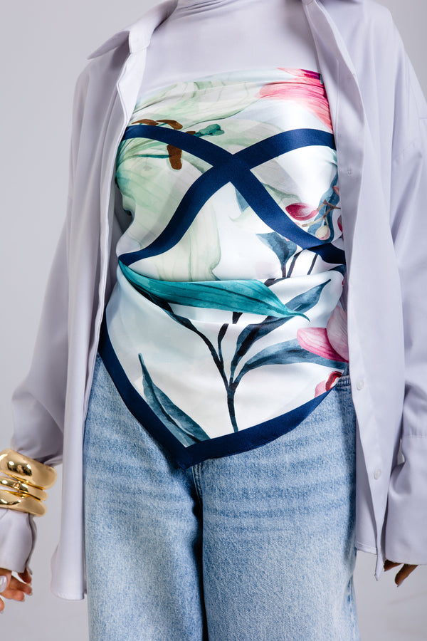 Worood Elysian Silk Scarf Square – elegant pastel silk scarf with a soft, airy drape وشاح حريري Elysian Silk Scarf  مربع من ورود إليسيان - وشاح حريري أنيق بلون الباستيل مع ثنيات ناعمة وجيدة التهوية
