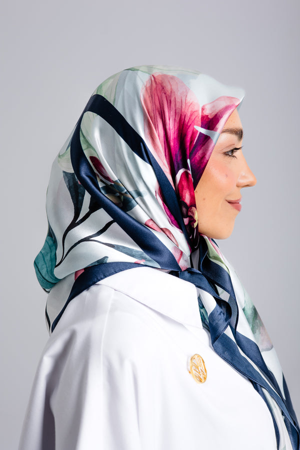 Worood Elysian Silk Scarf Square – elegant pastel silk scarf with a soft, airy drape وشاح حريري Elysian Silk Scarf  مربع من ورود إليسيان - وشاح حريري أنيق بلون الباستيل مع ثنيات ناعمة وجيدة التهوية
