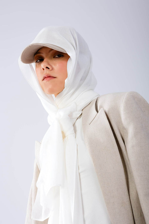 Worood Pure Pearl Bamboo Scarf Set – Elegant & Timeless – سكارف بامبو أنيق باللون الأبيض اللؤلؤي – ورود