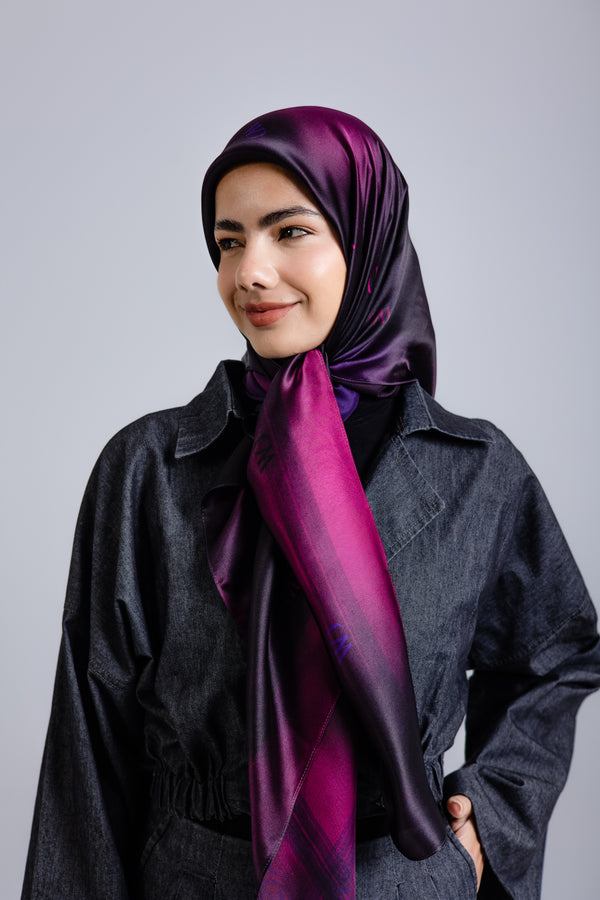 Worood Rouge Nuit Silk Scarf Square – dark red silk scarf with a glossy, elegant texture - وشاح حريري مربع من Worood Rouge Nuit – وشاح حريري أحمر غامق بملمس لامع وأنيق