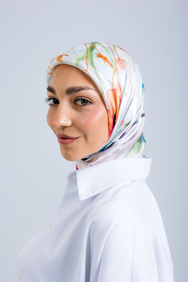 Worood Silken Flora Silk Scarf Square – floral silk scarf with soft pastel flower prints - وشاح حريري مربع من Worood Silken Flora – وشاح حريري مزهر بطبعات زهور باستيل ناعمة