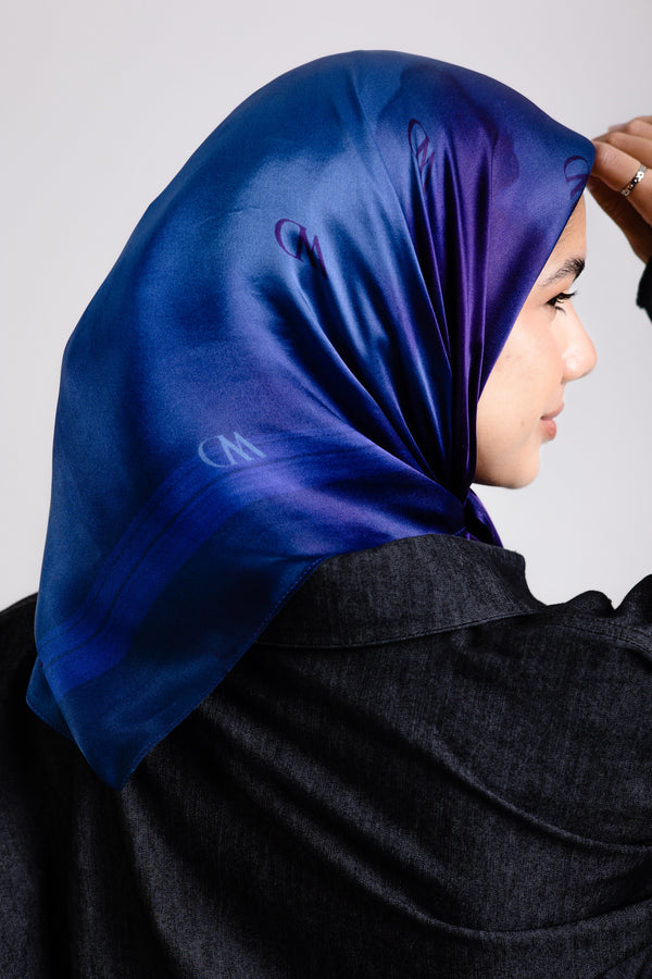 Beau bleu Square Silk ScarfPrinted Silk