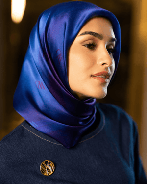 Beau bleu Square Silk ScarfPrinted Silk
