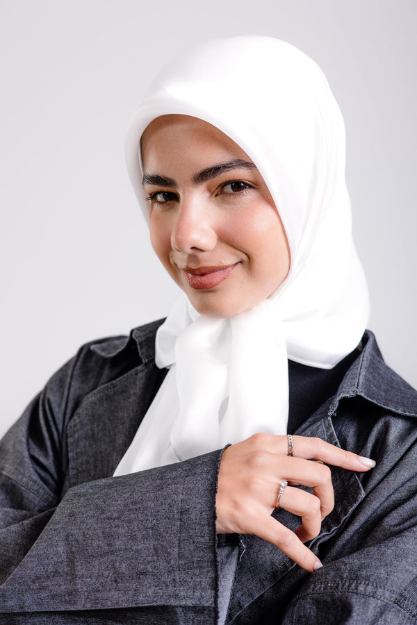 Crème Square Silk ScarfPlain Silk