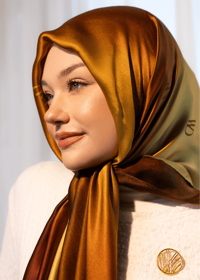 Jour Doré Square Silk ScarfPrinted Silk